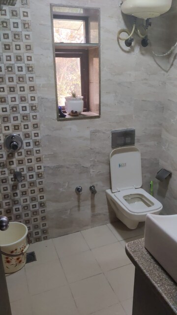 Master Bedroom in 3 BHK Builder Floor at BPTP Park 81, Sector 81 – for Sale