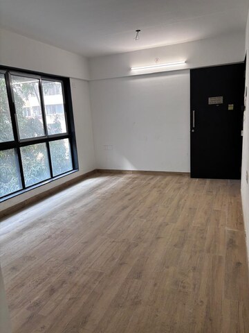 Room in 2 BHK Apartment at Kakad West End, Andheri West – for Rent