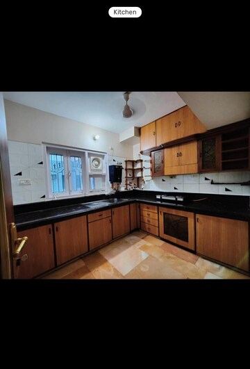 Kitchen in 3 BHK Apartment at Lokhandwala Complex, Andheri West – for Rent