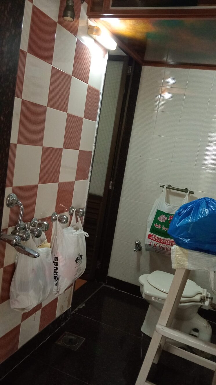 Bathroom, andheri west 1 Bedroom 625 Sq.Ft. Apartment In Andheri West Mumbai 8145351
