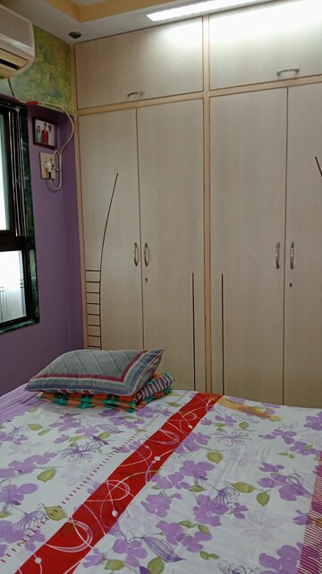 Bedroom in 1 BHK Apartment at Andheri West – for Sale