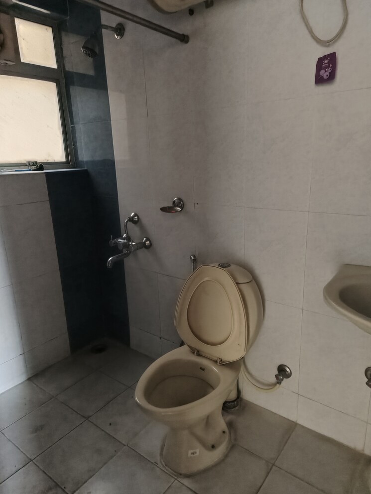 Bathroom, nagarjuna-aster-park 2 Bedroom 1326 Sq.Ft. Apartment In Yelahanka New Town Bangalore 8145377