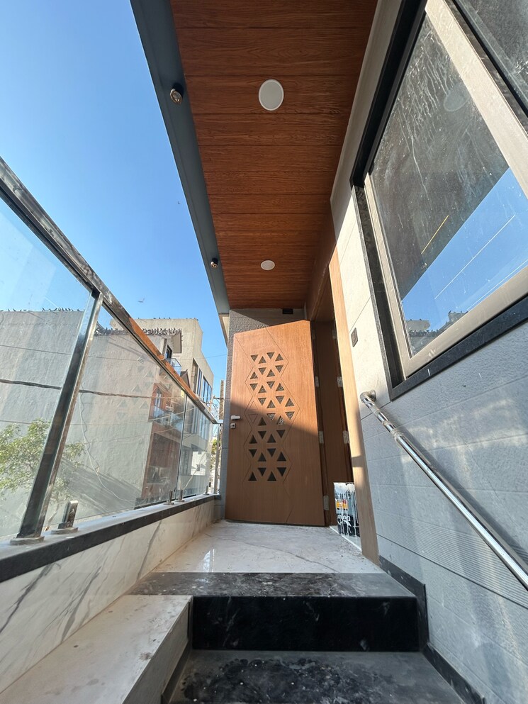 undefined, bharthana 5 Bedroom 3200 Sq.Ft. Villa In Bharthana Surat 8145453