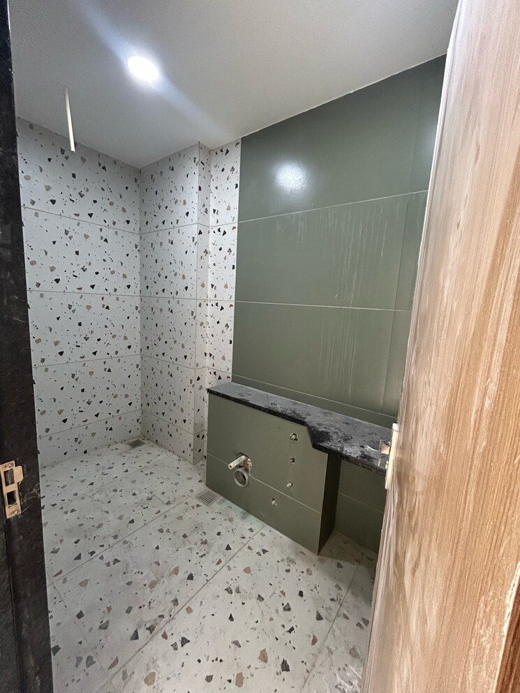 Bathroom, bharthana 5 Bedroom 3200 Sq.Ft. Villa In Bharthana Surat 8145453