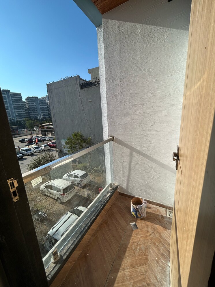 Balcony, bharthana 5 Bedroom 3200 Sq.Ft. Villa In Bharthana Surat 8145453