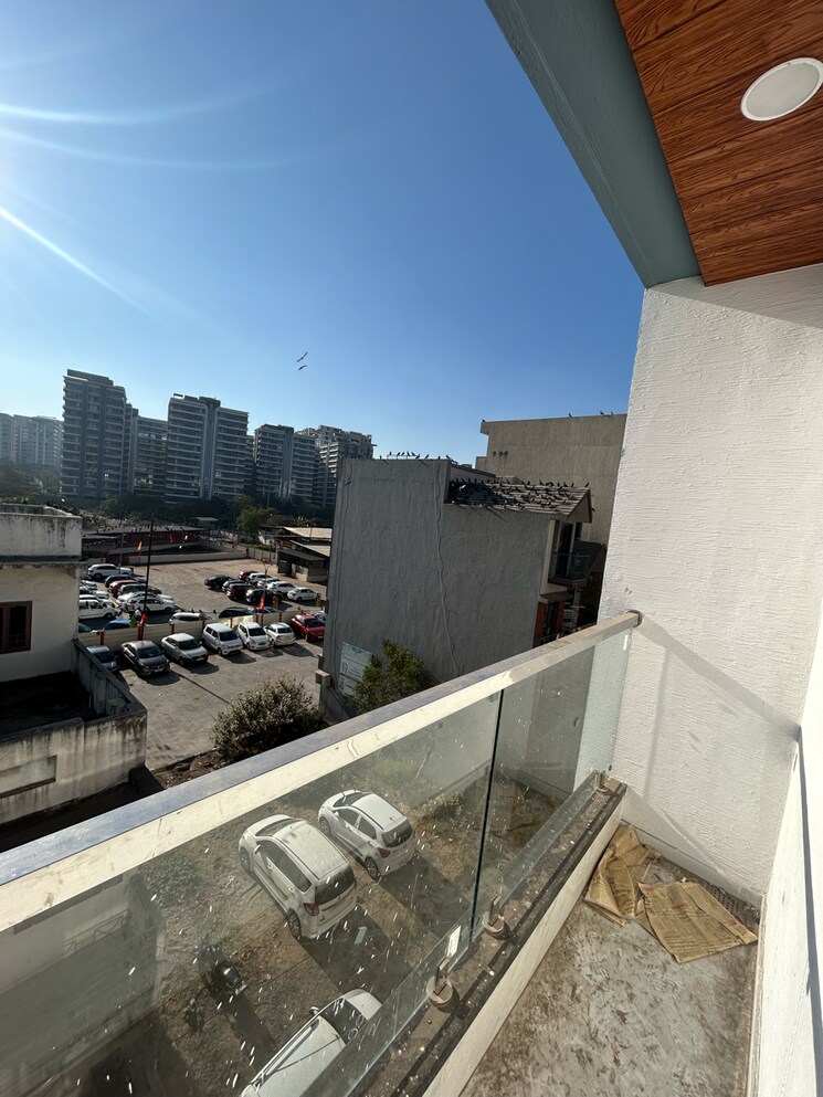 Balcony, bharthana 5 Bedroom 3200 Sq.Ft. Villa In Bharthana Surat 8145453