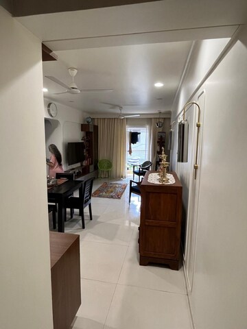 Furnished Amenities in 3 BHK Apartment at Wadhwa Dukes Horizon, Chembur – for Rent