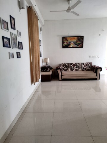 Furnished Amenities in 3 BHK Apartment at SS The Leaf, Sector 85 – for Rent