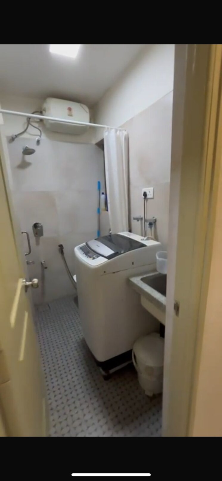 Bathroom, andheri west 3 Bedroom 1200 Sq.Ft. Apartment In Andheri West Mumbai 8145416