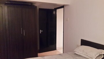 Bedroom in 2 BHK Apartment at Andheri West – for Sale