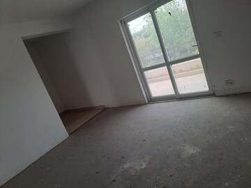 Room in 3 BHK Builder Floor at BPTP Elite Floors, Sector 83 – for Sale