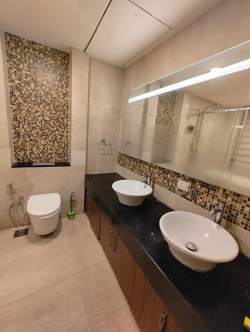 Master Bedroom in 3 BHK Apartment at M3M Golf Estate, Sector 65 – for Rent
