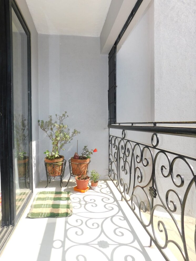 Balcony, andheri west 2 Bedroom 1000 Sq.Ft. Apartment In Andheri West Mumbai 8145510