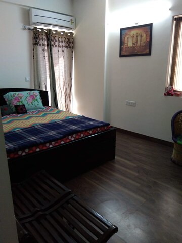 Bedroom in 2 BHK Apartment at SS The Leaf, Sector 85 – for Rent