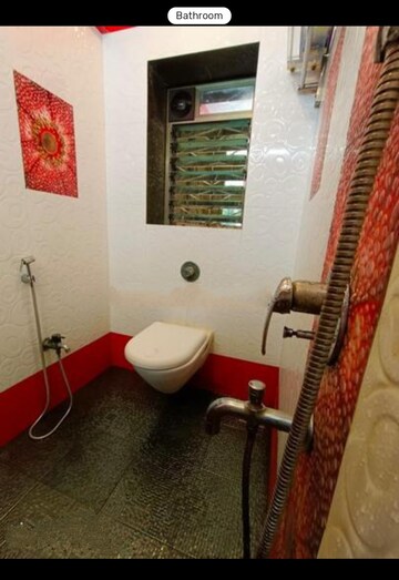 Bathroom in 3 BHK Apartment at Jupiter Apartments Lokhandwala Complex, Lokhandwala Complex Andheri – for Rent