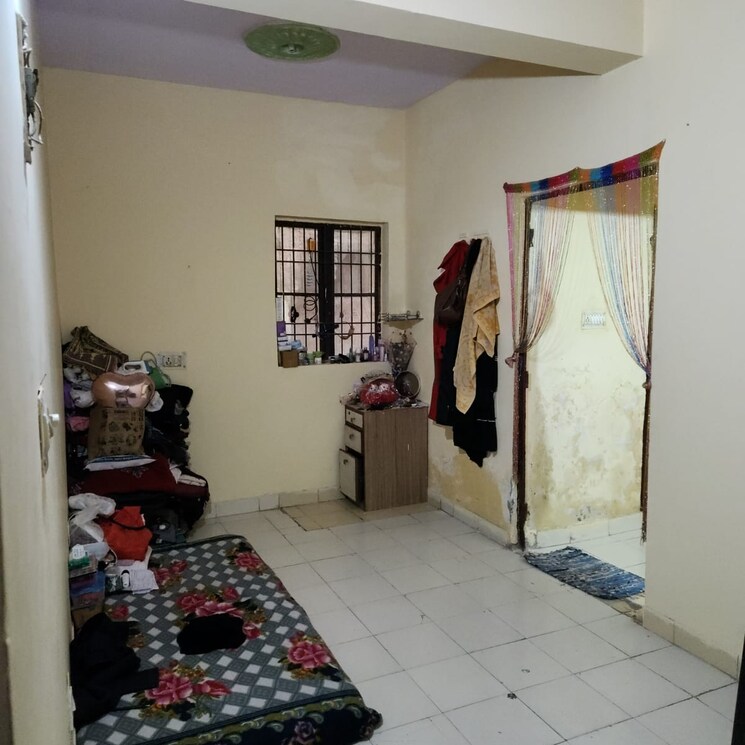 Bedroom, gda-madhuban-bapu-dham-society 1 Bedroom 490 Sq.Ft. Apartment In Matiyala Ghaziabad 8145554