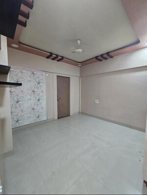 Study Room in 3 BHK Apartment at Raheja Vistas Phase 1, Mohammadwadi – for Rent