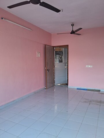 Room in 1 BHK Apartment at Krishna Apartments Mira Road, Mira Road East – for Rent