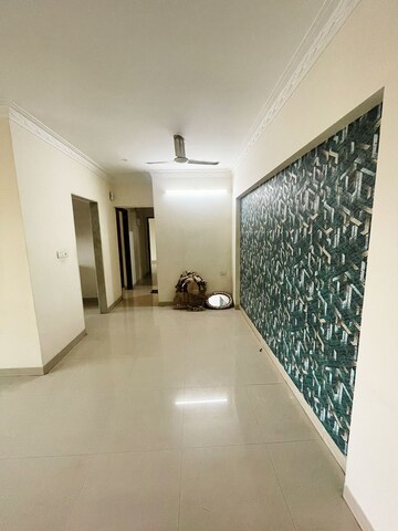 Room in 3 BHK Apartment at Tulipia And Tilia Apartment, Chandivali – for Sale