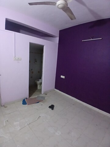 Room in 2 BHK Apartment at Ulka Nagari – for Rent