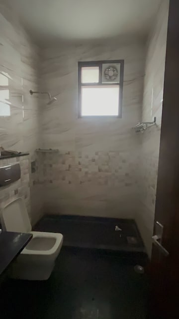 Bathroom in 3.5 BHK Builder Floor at Sector 27 – for Rent