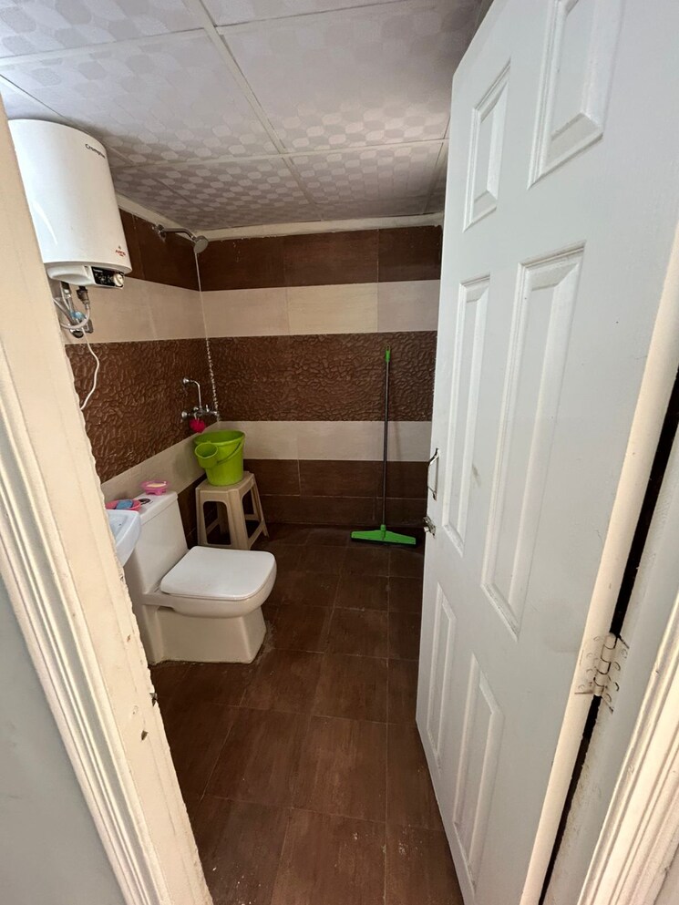 Bathroom, migsun-ultimo 3 Bedroom 1360 Sq.Ft. Apartment In Omicron Iii Greater Noida Greater Noida 8145774