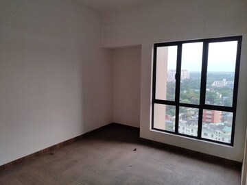 Room in 3 BHK Apartment at Rungta Madgul Antaraa, Diamond Harbour Road – for Rent
