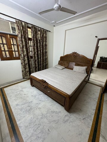 Bedroom in 2 BHK Apartment at Sector 46 – for Rent