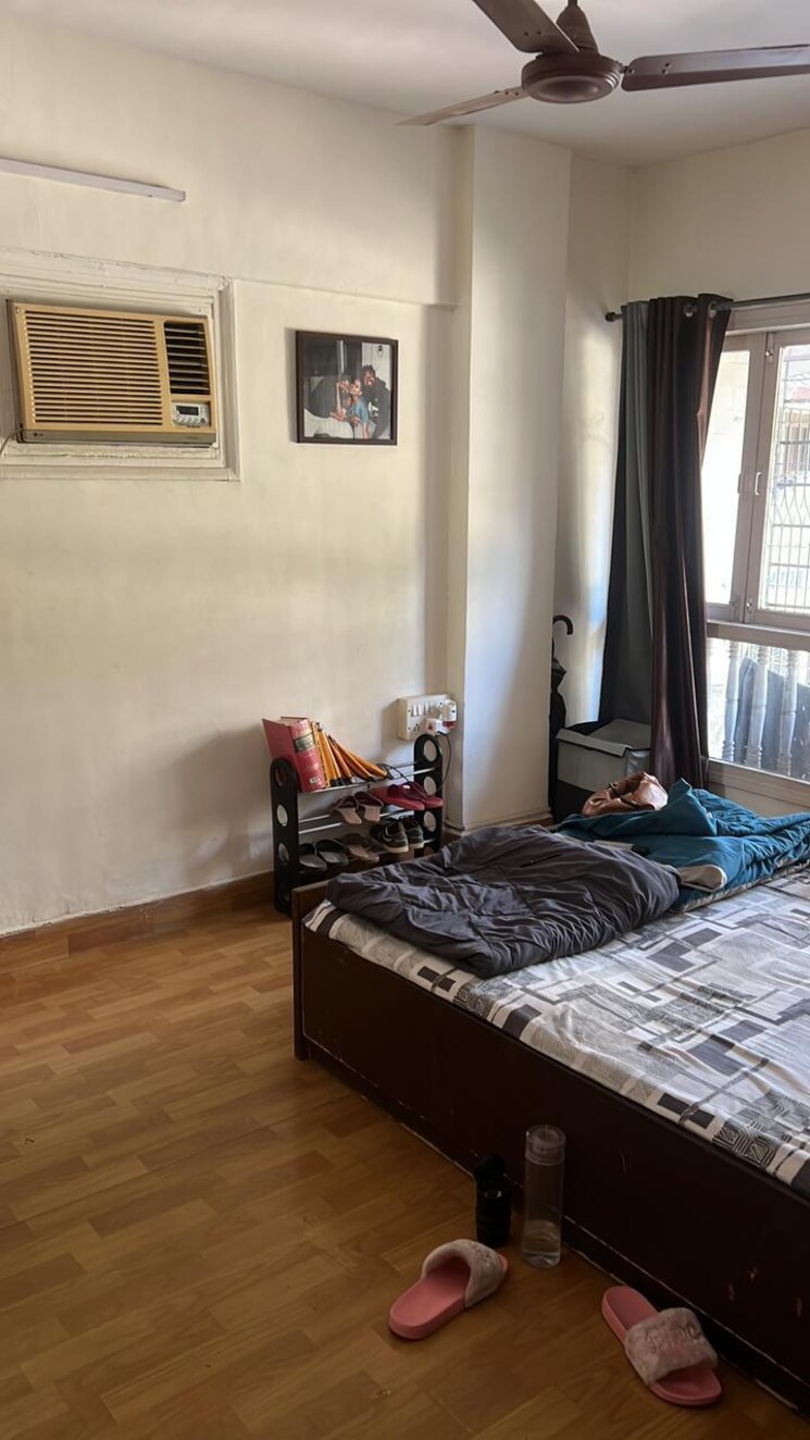 Bedroom, garden-view-chs-andheri 2 Bedroom 800 Sq.Ft. Apartment In Andheri West Mumbai 8145789