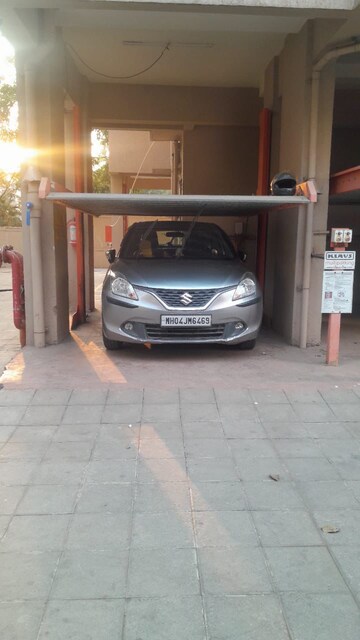 Parking in 1 BHK Apartment at Metropolis Aquaris Phase 1, Kasarvadavali – for Sale