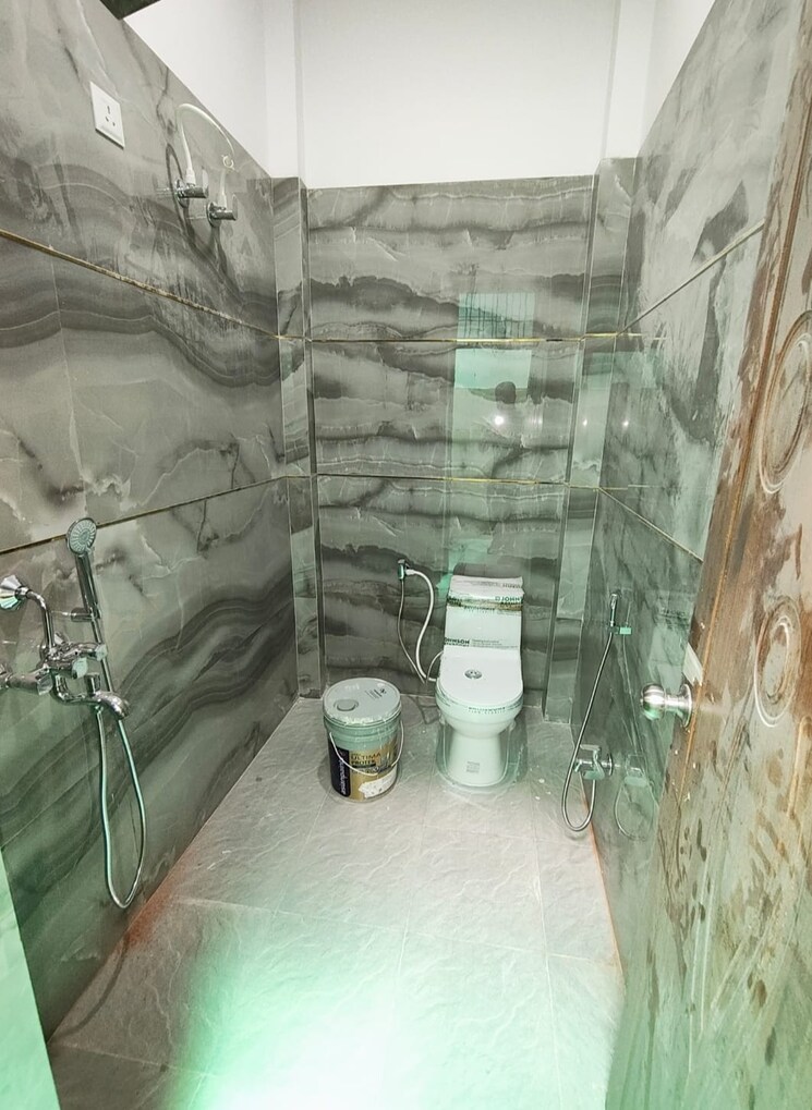 Bathroom, jankipuram 3 Bedroom 1100 Sq.Ft. Independent House In Jankipuram Lucknow 8145848