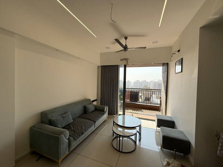Living Room, jagatpur 2 Bedroom 159 Sq.Yd. Apartment In Jagatpur Ahmedabad 8145950