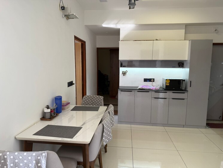 Kitchen, jagatpur 2 Bedroom 159 Sq.Yd. Apartment In Jagatpur Ahmedabad 8145950