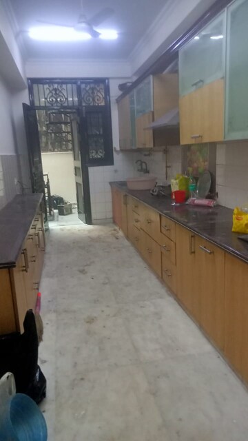 Kitchen in 3 BHK Apartment at RWA Apartments Sector 39, Sector 39 – for Rent