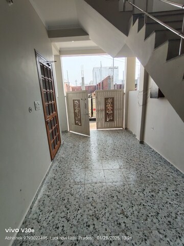 Parking in 2 BHK Independent House at Jankipuram Extension – for Sale