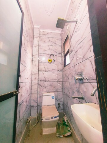 Attached Bathroom in 2 BHK Builder Floor at Dwarka Mor – for Sale