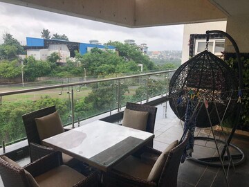 Team Area in 2 BHK Apartment at Chanda Nagar – for Rent