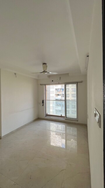 2 BHK Apartment For Rent in Shree Ganesha Veera Residency Ghodbunder Road Thane  8146207