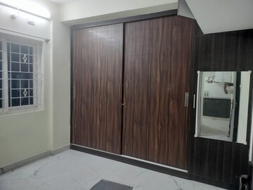 Room in 2 BHK Apartment at Halasuru – for Rent