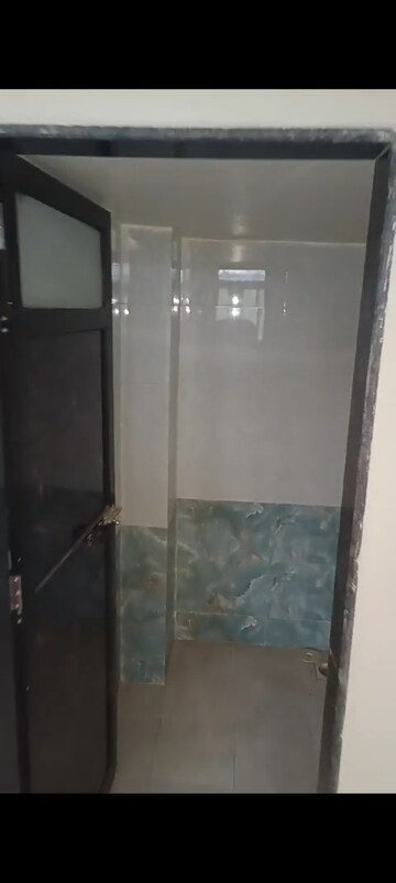 Furnished Amenities in 1 RK Apartment at Sai Abhyuday Complex, Nalasopara West – for Sale