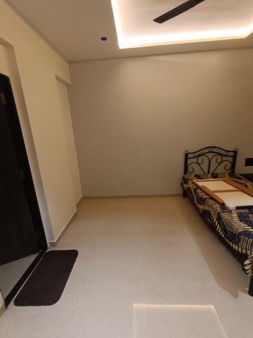 Bedroom in 2 BHK Apartment at Seawoods – for Rent