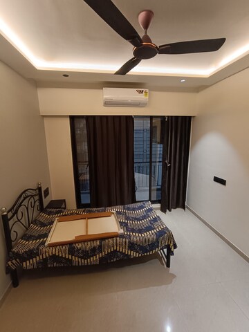 Bedroom in 2 BHK Apartment at Seawoods – for Rent