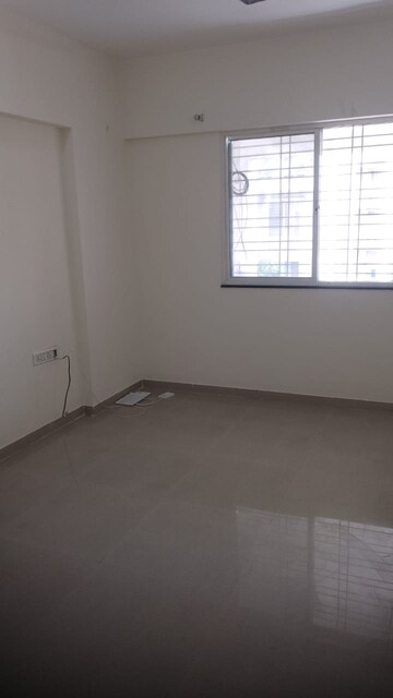 Room in 1 BHK Apartment at Sancheti Eves Garden, Mundhwa – for Rent