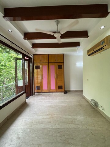 Building Lobby in 4 BHK Builder Floor at Neeti Bagh – for Rent