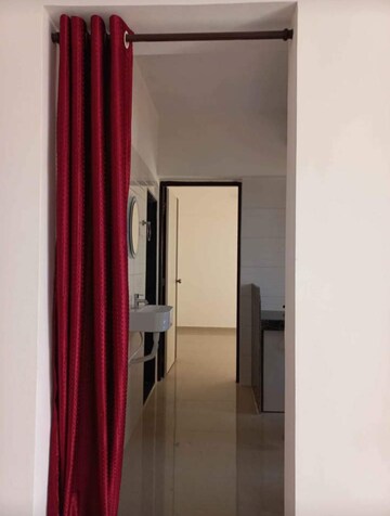 Room in 1 BHK Apartment at Akash Arpan Residency, Nalasopara West – for Sale