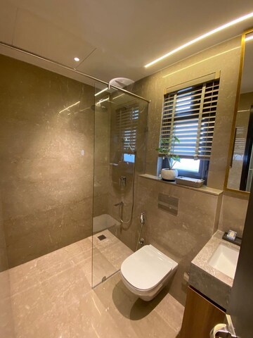 Team Area in 3 BHK Apartment at Piramal Mahalaxmi, Mahalaxmi – for Sale
