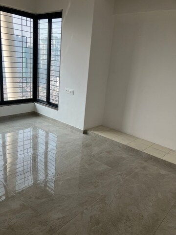 4 BHK Apartment For Rent in Hiranandani Lake Enclave, Ghodbunder Road
