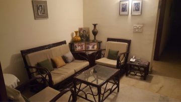 Gym in 2 BHK Builder Floor at New Friends Colony – for Rent