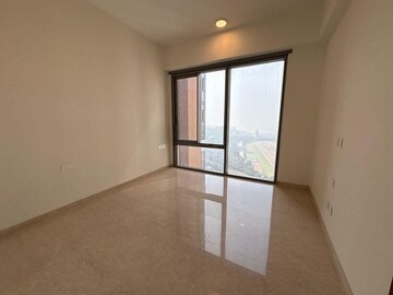 Room in 3 BHK Apartment at Piramal Mahalaxmi, Mahalaxmi – for Sale