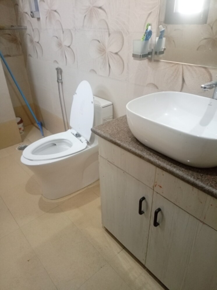 Floor Plan, basai dara pur Commercial Office Space 600 Sq.Ft. In Basai Dara Pur Delhi 8146346